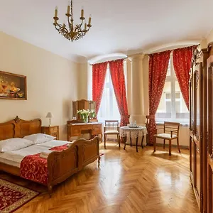 Aparthotel Camea ***