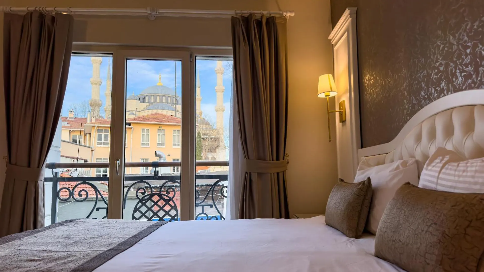 Sarnic Premier Hotel Provincia di Provincia di Istanbul 4*,  Turchia
