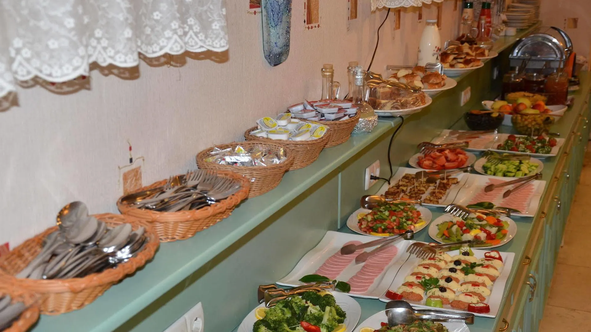 ****  فندق سارنيك بريمير اسطنبول تركيا